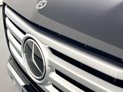 New 2026 Mercedes-Benz GLS 450 4MATIC image 13