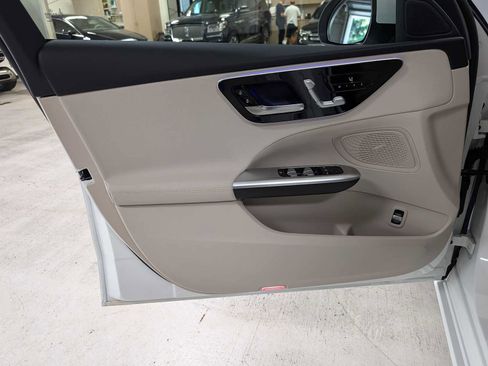 New 2025 Mercedes-Benz C 300 4MATIC Sedan image 23