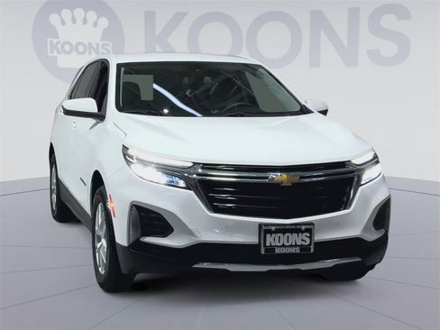 Used 2023 Chevrolet Equinox LT image 4
