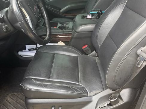 Used 2019 GMC Yukon SLT w/ Premium Edition AWD/4WD image 6