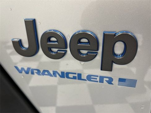 Used 2023 Jeep Wrangler Unlimited image 28
