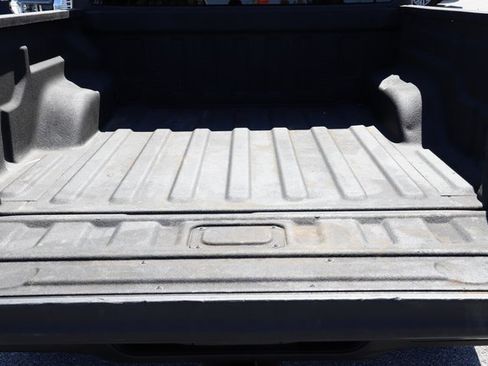 Used 2021 Jeep Gladiator Sport image 11