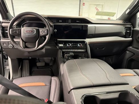 Used 2026 GMC Sierra 1500 AT4 w/ AT4 Premium Package AWD/4WD image 31