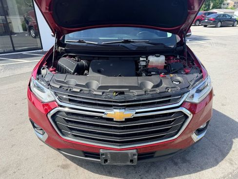 Used 2019 Chevrolet Traverse LT w/ LPO, Floor Liner Package AWD/4WD image 10