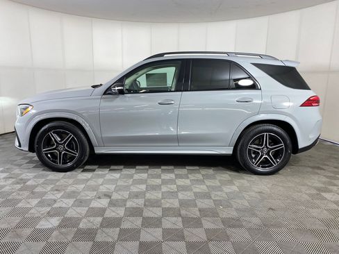 New 2026 Mercedes-Benz GLE 450e 4MATIC image 2