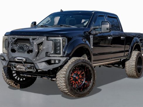 Used 2019 Ford F250 Limited w/ FX4 Off-Road Package image 4