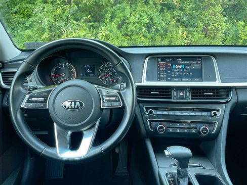 Used 2019 Kia Optima S w/ S Panoramic Sunroof Package FWD image 19