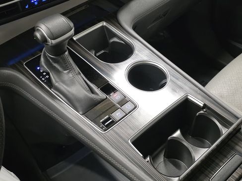 Used 2022 Toyota Sienna Limited AWD/4WD image 39