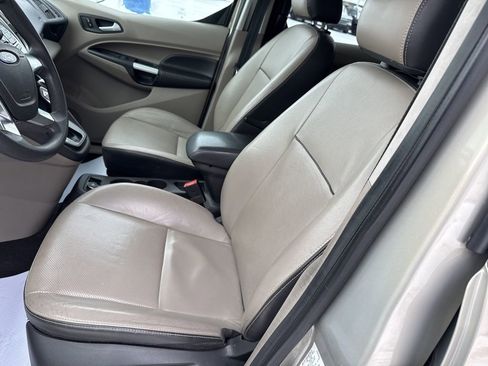 Used 2014 Ford Transit Connect XLT image 8