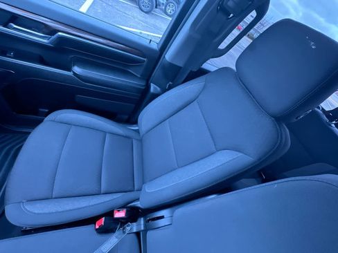 Used 2024 Chevrolet Silverado 2500 LT image 32