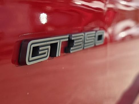 Used 2020 Ford Mustang Shelby GT350 w/ Technology Package image 9