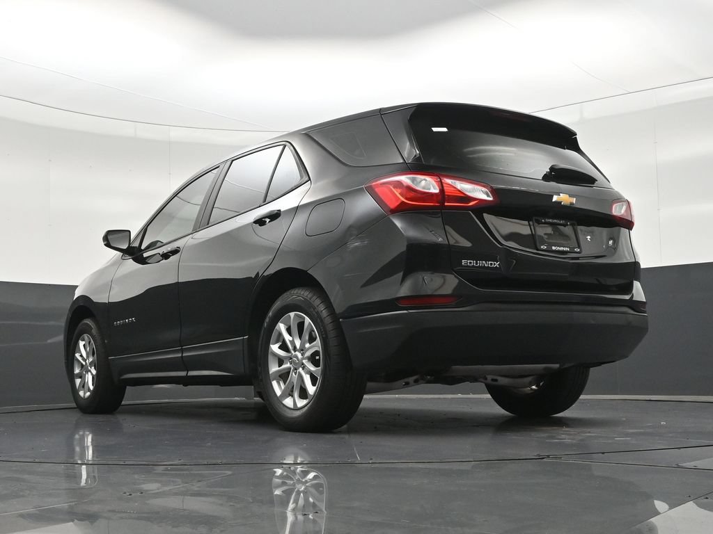 Used 2020 Chevrolet Equinox LS FWD image 25