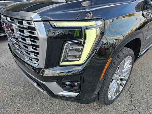 New 2026 GMC Yukon XL Denali w/ Denali Reserve Package AWD/4WD image 14