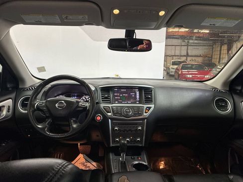 Used 2020 Nissan Pathfinder SL AWD/4WD image 20