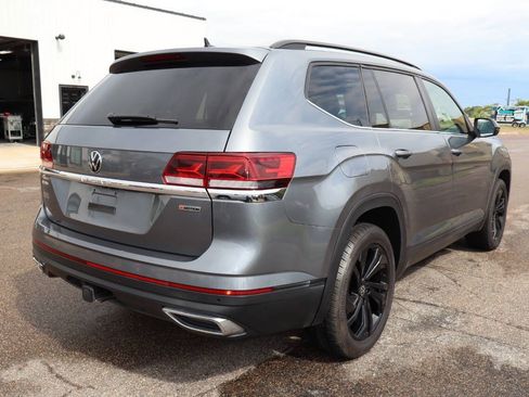 Used 2022 Volkswagen Atlas SE AWD/4WD image 3