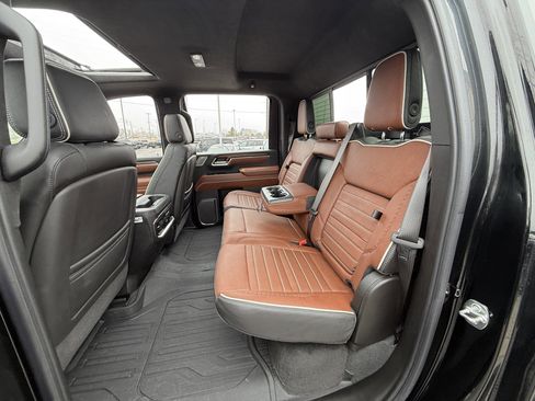 Used 2025 GMC Sierra 2500 Denali Ultimate image 26