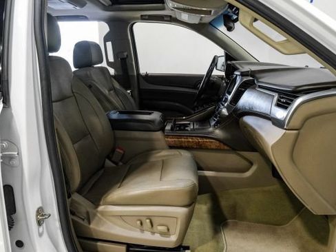 Used 2018 Chevrolet Tahoe Premier AWD/4WD image 31