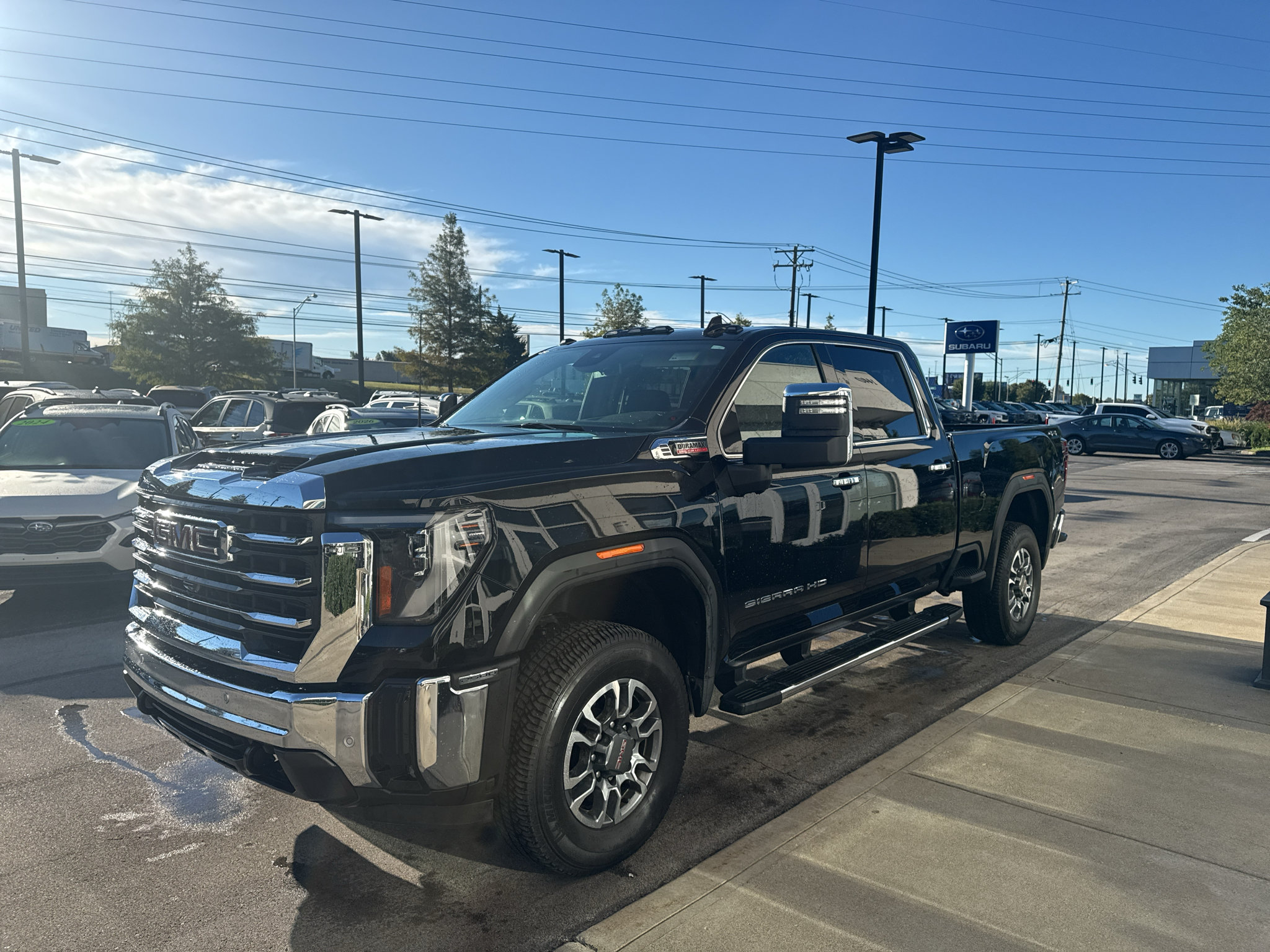 Used 2024 GMC Sierra 2500 SLT w/ SLT Premium Package AWD/4WD image 10