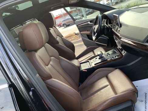 Used 2019 Audi Q5 2.0T Premium Plus w/ Premium Plus Package image 14