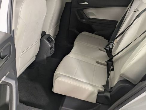 Used 2019 Volkswagen Tiguan SE w/ 3rd Row Seat Package image 23
