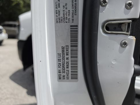 Certified 2025 RAM 3500 Tradesman AWD/4WD image 35