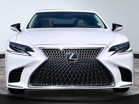 Used 2020 Lexus LS 500 w/ Interior Upgrade Package RWD image 3