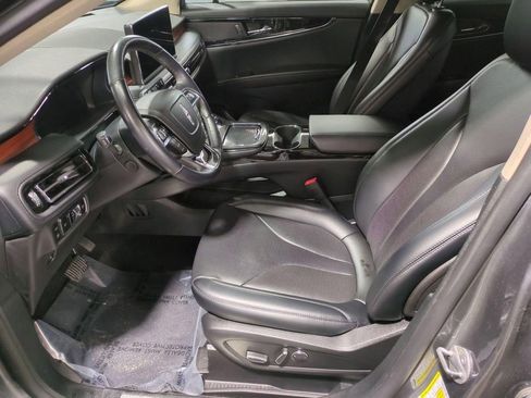 Used 2023 Lincoln Nautilus Reserve image 12