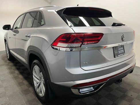 Used 2023 Volkswagen Atlas Cross Sport SE AWD/4WD image 22
