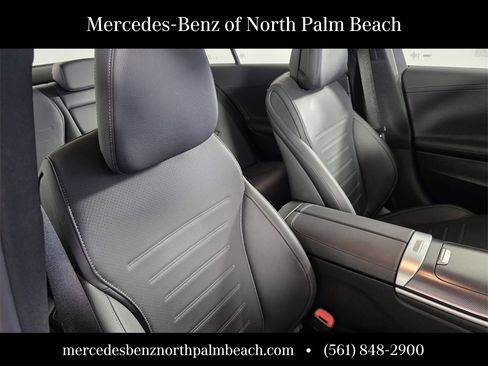 Used 2024 Mercedes-Benz C 300 Sedan image 28