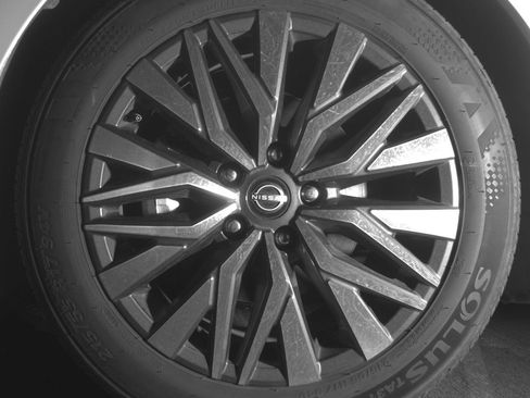 Used 2025 Nissan Altima 2.5 SV image 12