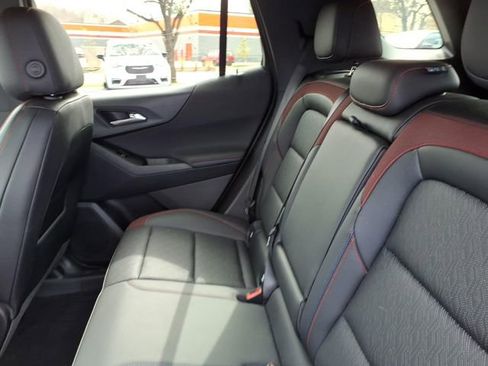 Used 2026 Chevrolet Equinox RS image 6