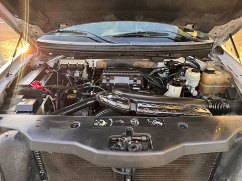 Used 2004 Ford F150 XLT image 19