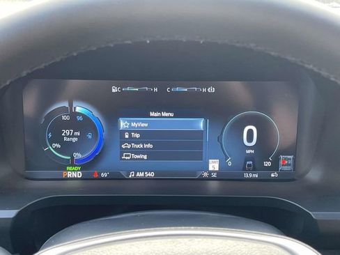 New 2025 Ford F150 Lightning Lariat image 19