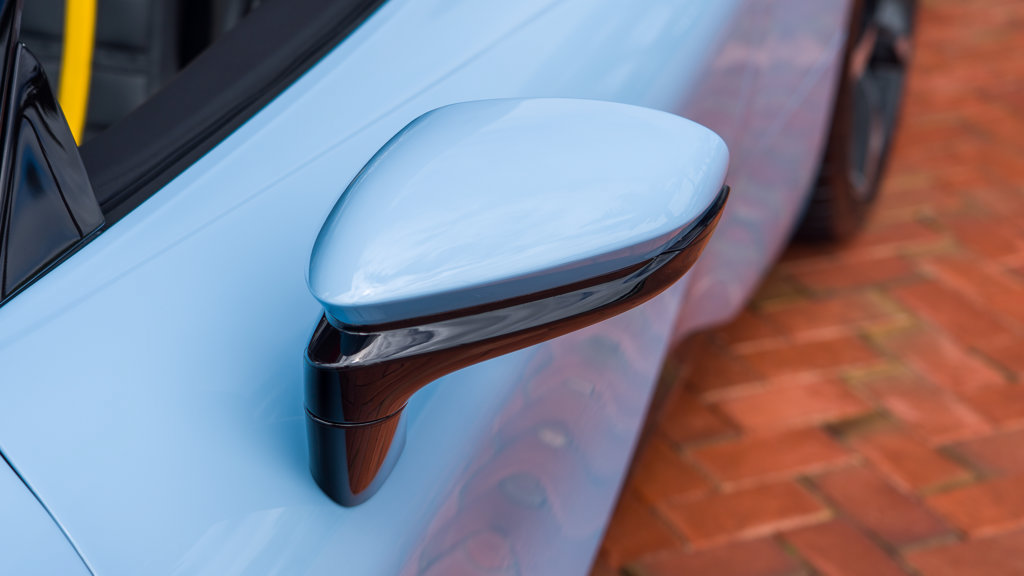 Used 2025 Ferrari SF90 Spider AWD/4WD image 42