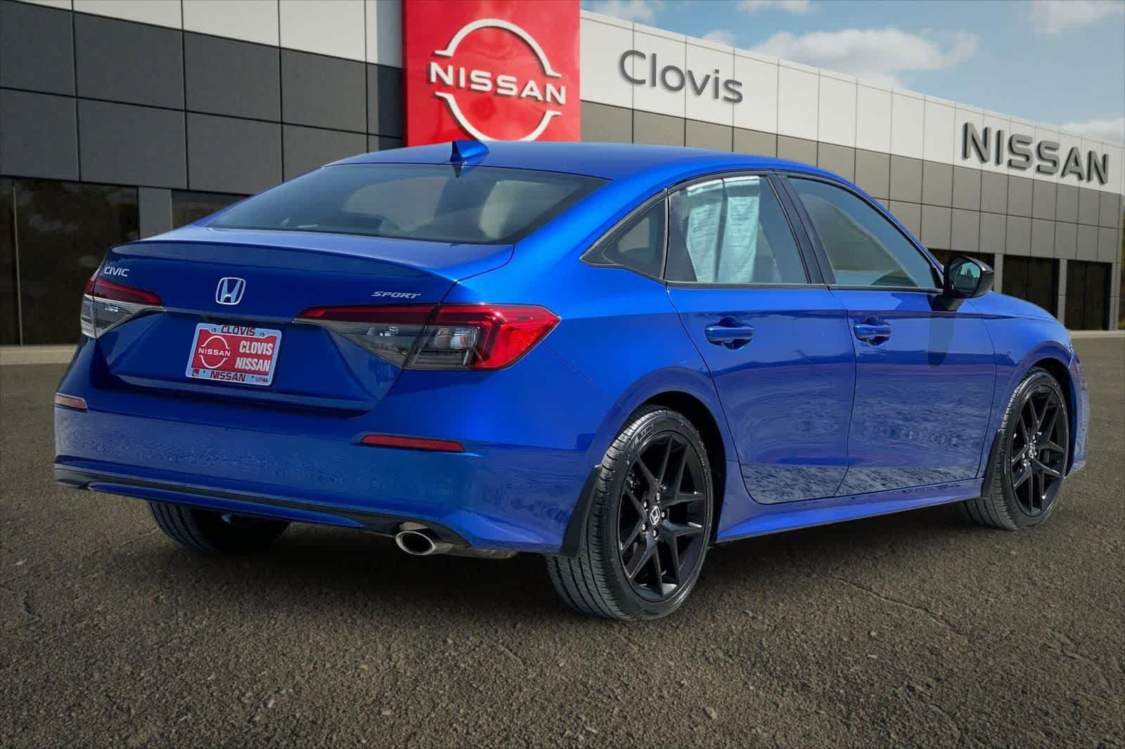Used 2024 Honda Civic Sport image 3