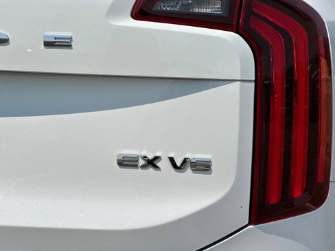 Used 2020 Kia Telluride EX AWD/4WD image 34