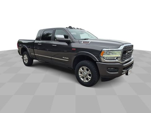 Used 2020 RAM 3500 Limited AWD/4WD image 2