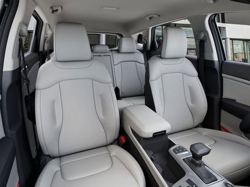 New 2026 Kia Sportage EX FWD image 16