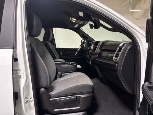 Used 2024 RAM 2500 Big Horn image 21