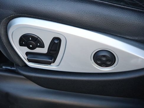 Used 2012 Mercedes-Benz GL 450 4MATIC image 35