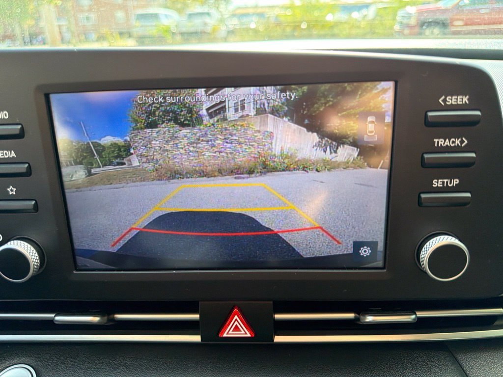 Used 2021 Hyundai Elantra SEL FWD image 22