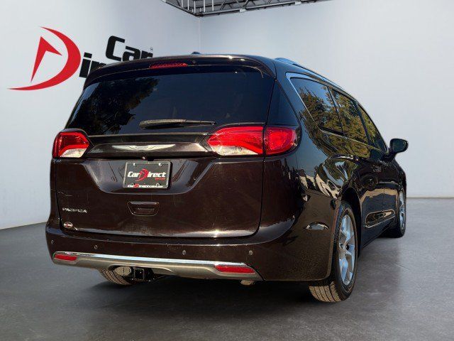 Used 2017 Chrysler Pacifica Touring-L Plus w/ Advanced Safetytec Group FWD image 15