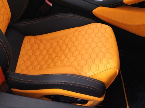 Used 2016 Lamborghini Huracan LP 610-4 image 15