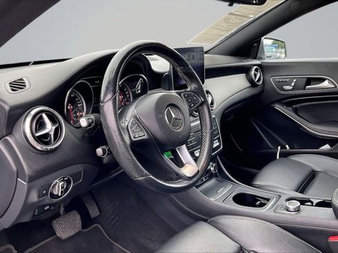 Used 2018 Mercedes-Benz CLA 250 image 14
