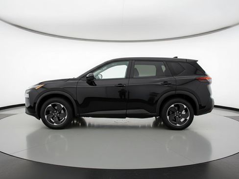 Used 2025 Nissan Rogue SV FWD image 5