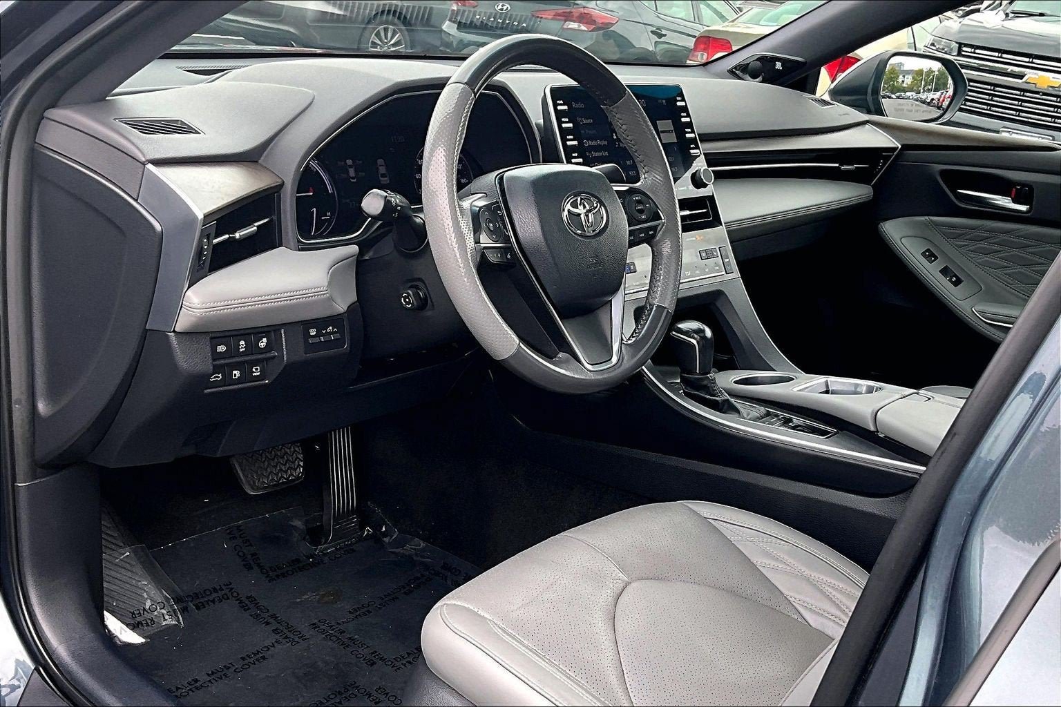 Used 2021 Toyota Avalon Limited w/ Advanced Safety Package FWD image 13