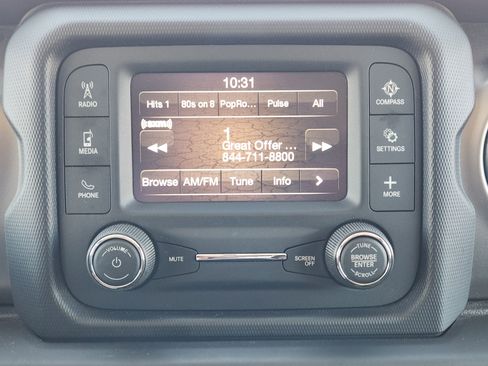 Used 2021 Jeep Wrangler Unlimited Sport image 17