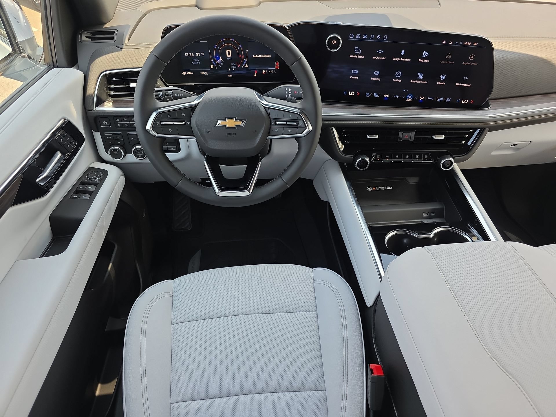 New 2026 Chevrolet Tahoe Premier w/ Sun And Tow Package AWD/4WD image 14