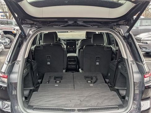 Certified 2023 Jeep Grand Cherokee L Limited w/ Black Appearance Package image 30