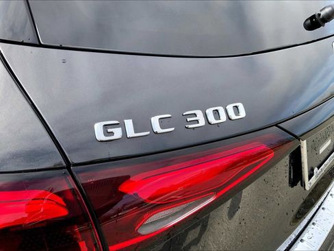Certified 2025 Mercedes-Benz GLC 300 4MATIC image 19